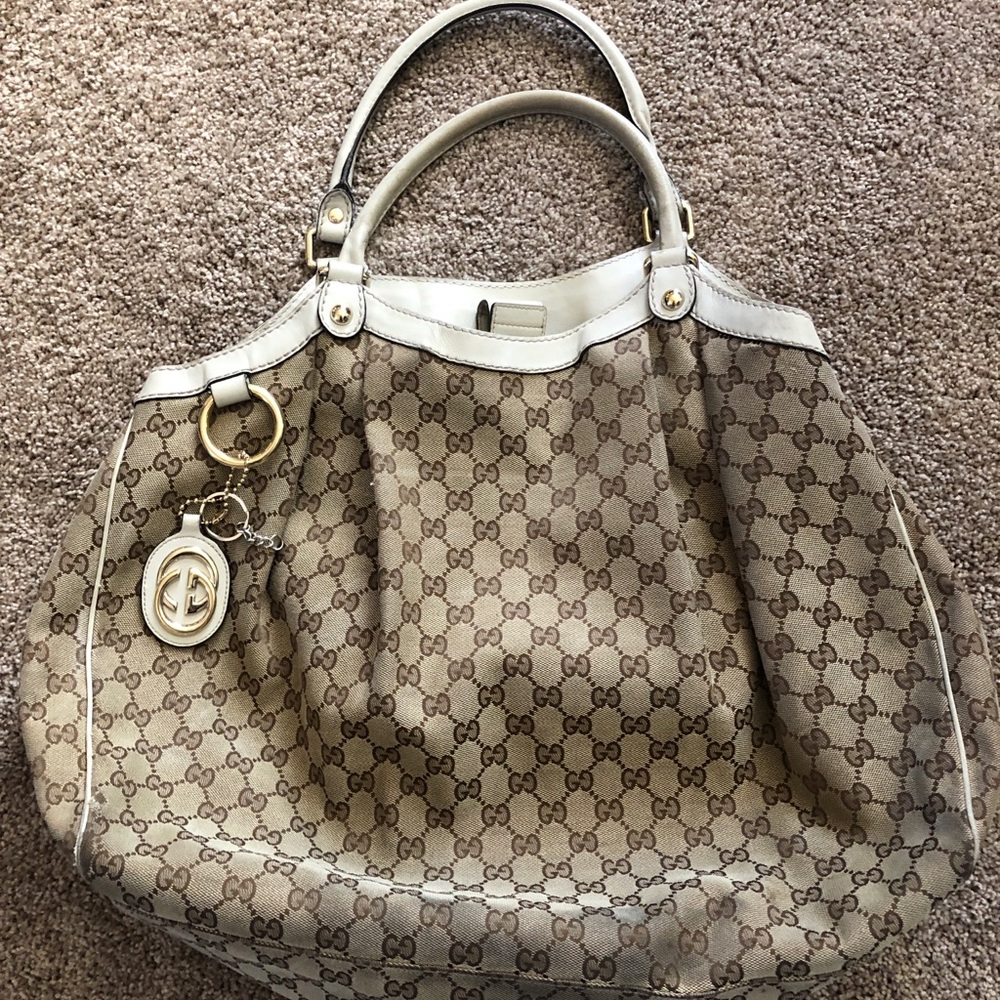 Gucci monogram GG tote